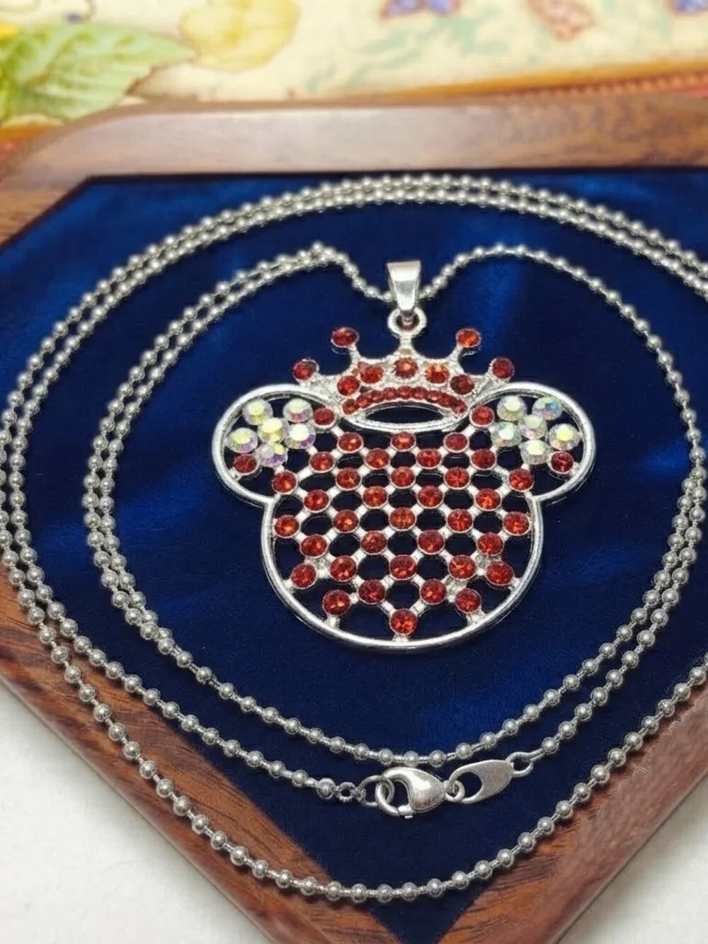 New Rhinestone Minnie Crown Princess necklace Pendant is almost 2 inches, 17 in